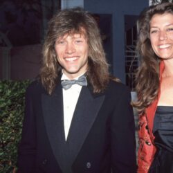 Is jon bon jovi married now?